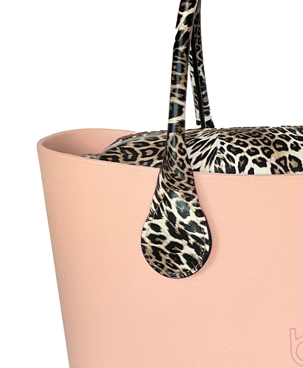 Look b.super Rosa Blush, Recheio Corino Onça e Alça Onça - Imagem 2