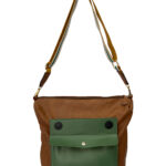 Look Couro Ecológico Marrom, Verde e Alça Caramelo