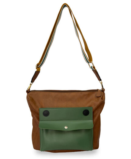 Look Couro Ecológico Marrom, Verde e Alça Caramelo